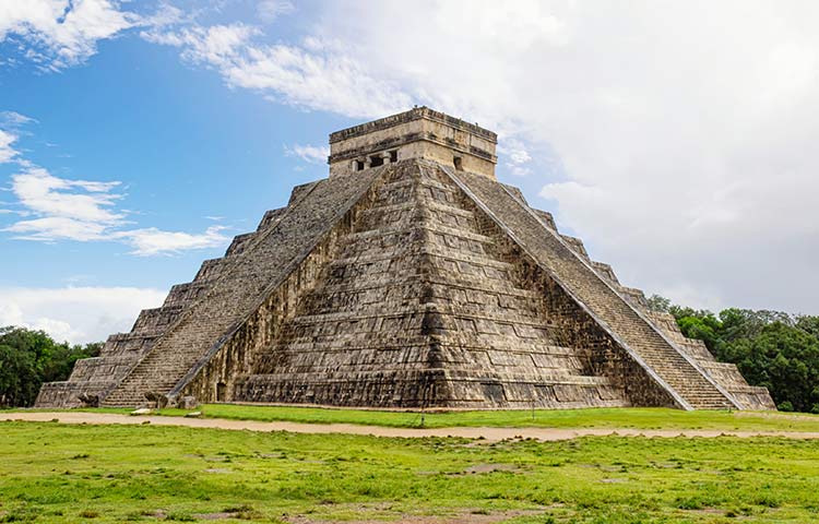 Pyramid Chichén Itzá
